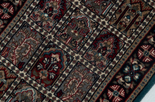 Zenith 2.6x4 Caucasian Fine Weave Traditional Wool Rug