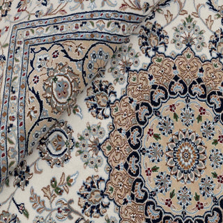 Classic Medallion Nain Wool & Silk Rug